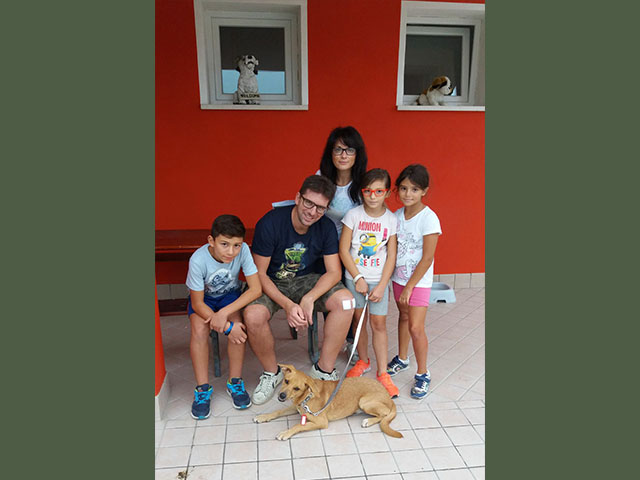Camelia con la sua nuova famiglia!